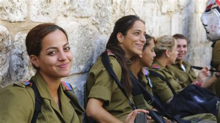 Are all Israeli citizens born in Israel?