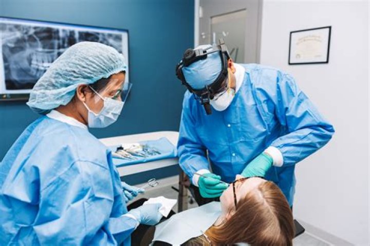 Are Oral and Maxillofacial Surgeons happy?