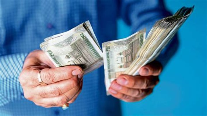 Can foreigners take loan India?