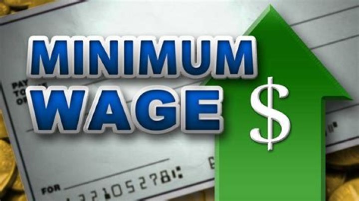 Can hosts make less than minimum wage?