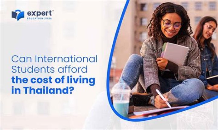 Can international students live in USA?