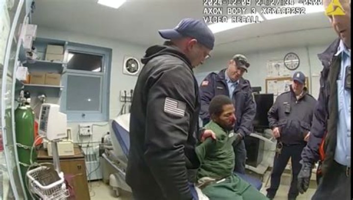 Do first sergeants get paid more?