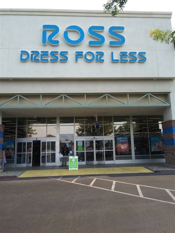 Does Ross Dress for Less pay weekly?