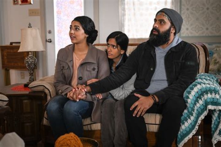How can a family settle in USA from India?