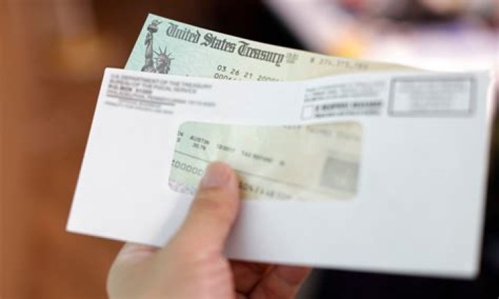How long does it take to get a refund check from the IRS in the mail?