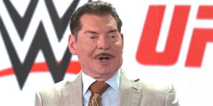 How many shares does Vince McMahon own of WWE?