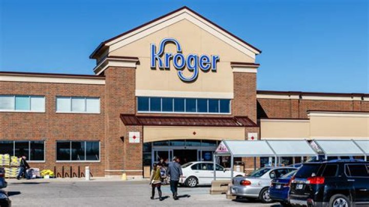 How many stockholders does Kroger have?