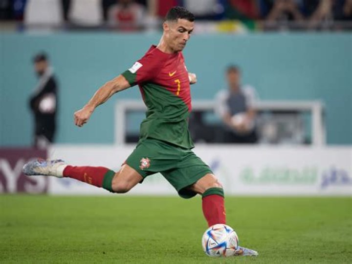 How much a soccer player makes in USA?