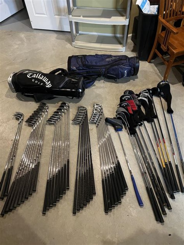 How much can I pawn golf clubs for?