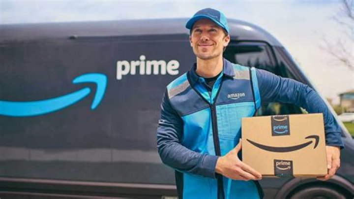 How much do Amazon delivery guys make?