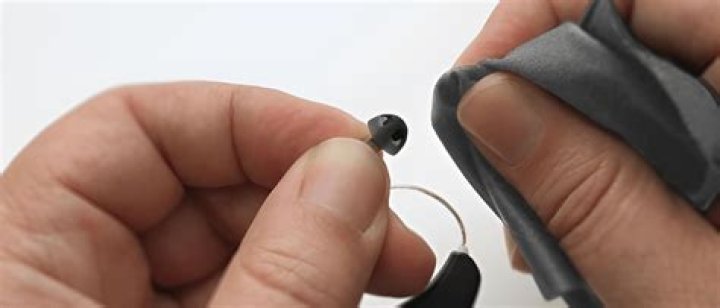 How much do PT aides make?