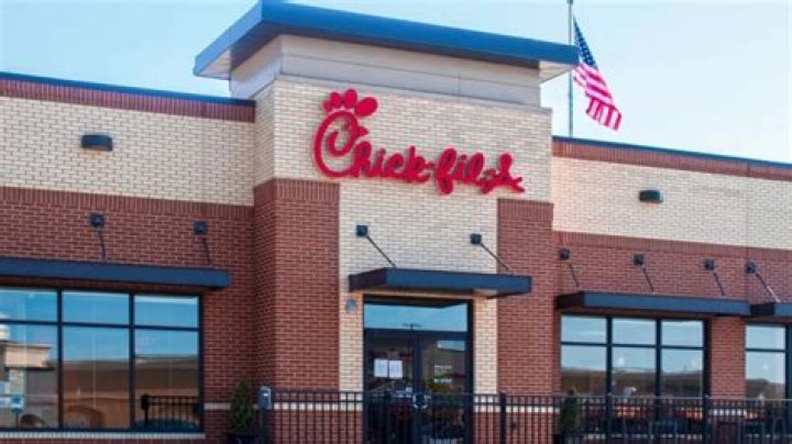 How much does a Chick-fil-A franchise owner make?