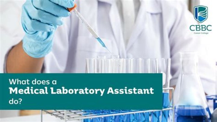 How much does a laboratory manager make?