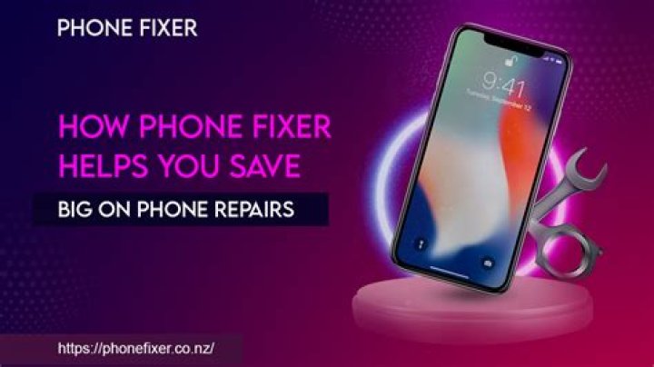 How much does a phone fixer make?