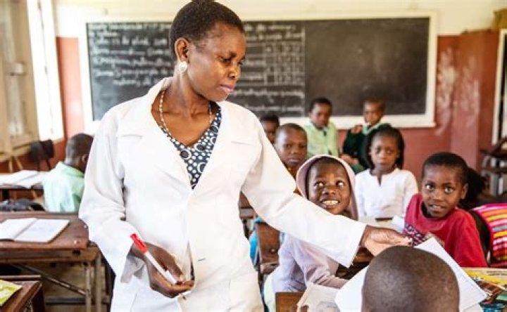 How much does a teacher in South Africa earn?