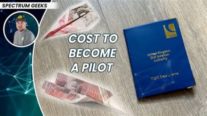 How much does it cost to become a pilot UK?