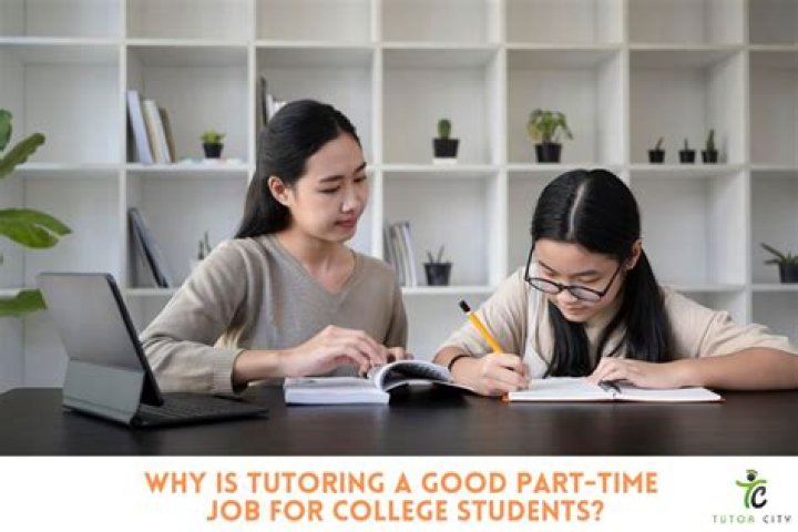 How tutor can help students?