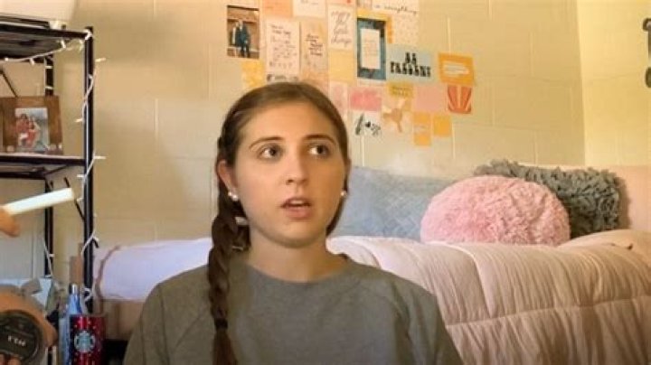 Is 20 credits too much for a semester?