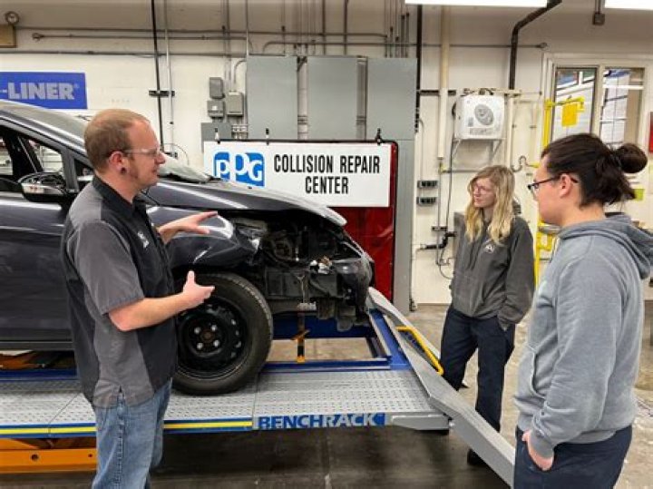 Is Collision Repair a good career?