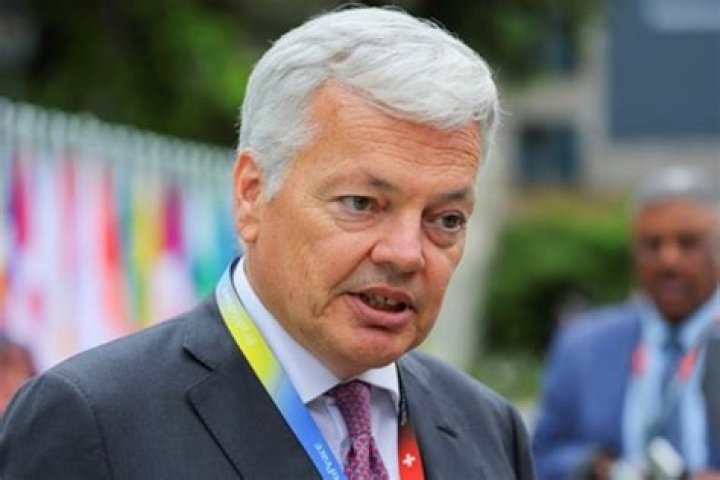 Is Didier Pironi still alive?