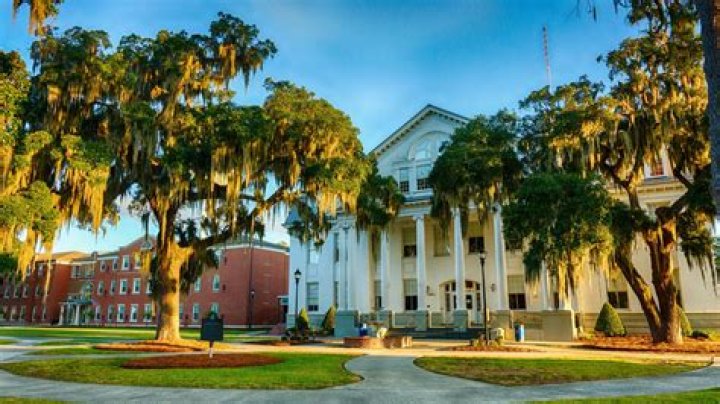 Is it easy to get into Savannah State University?