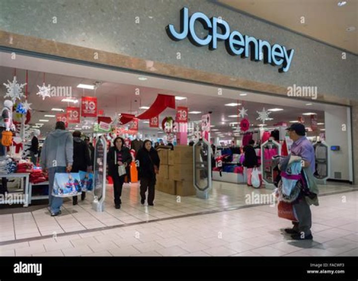 Is JCPenney open Christmas Day?