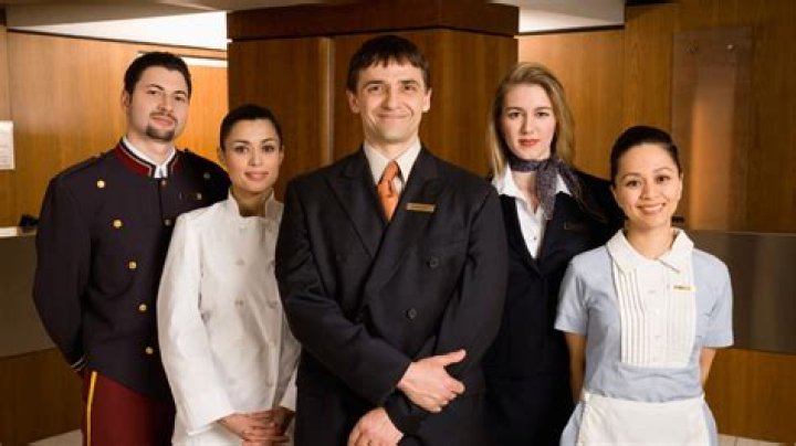 What are the 7 departments of a hotel?