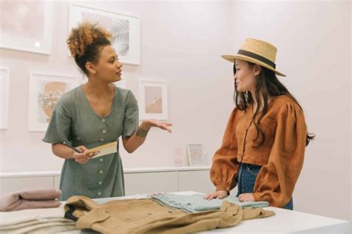 What do fashion consultants charge?