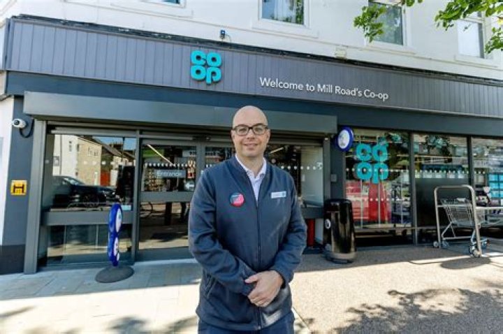 What does a co op store manager earn?