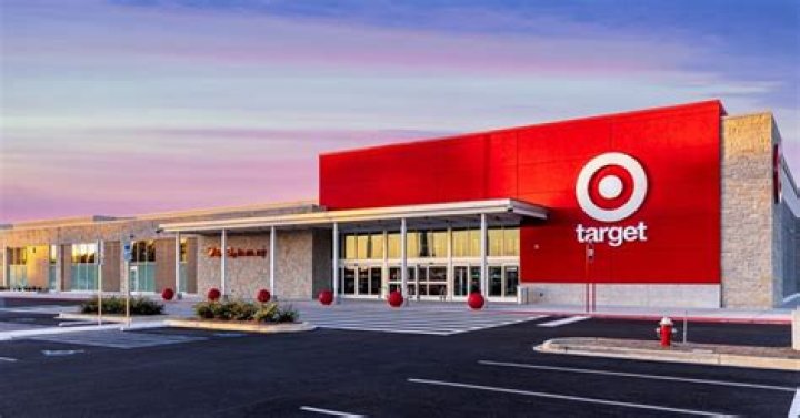 What does a Target store manager make?