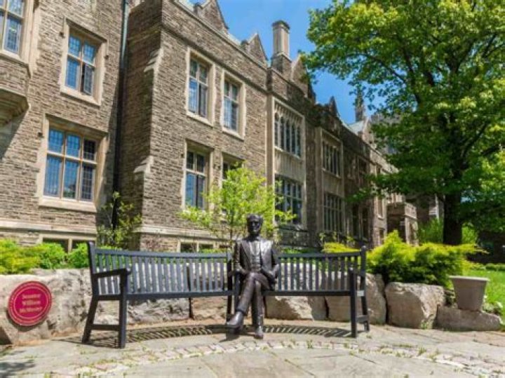 What GPA do you need to get into Middle Tennessee State University?