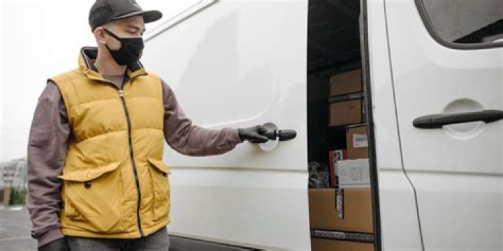 What is a cargo van owner operator?