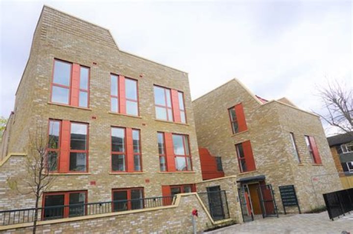 What is Band 3 in Lewisham housing?