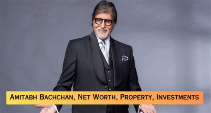 What is monthly income of Amitabh Bachchan?
