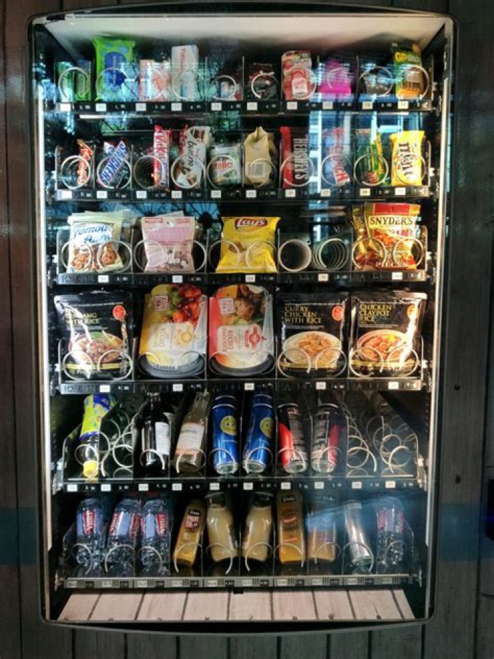 What refrigerant is used in vending machines?
