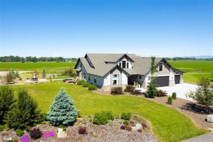 Where can I find real estate listings in Colorado?